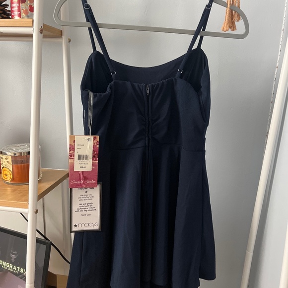 Juniors Homecoming/formal dress - Picture 1 of 3